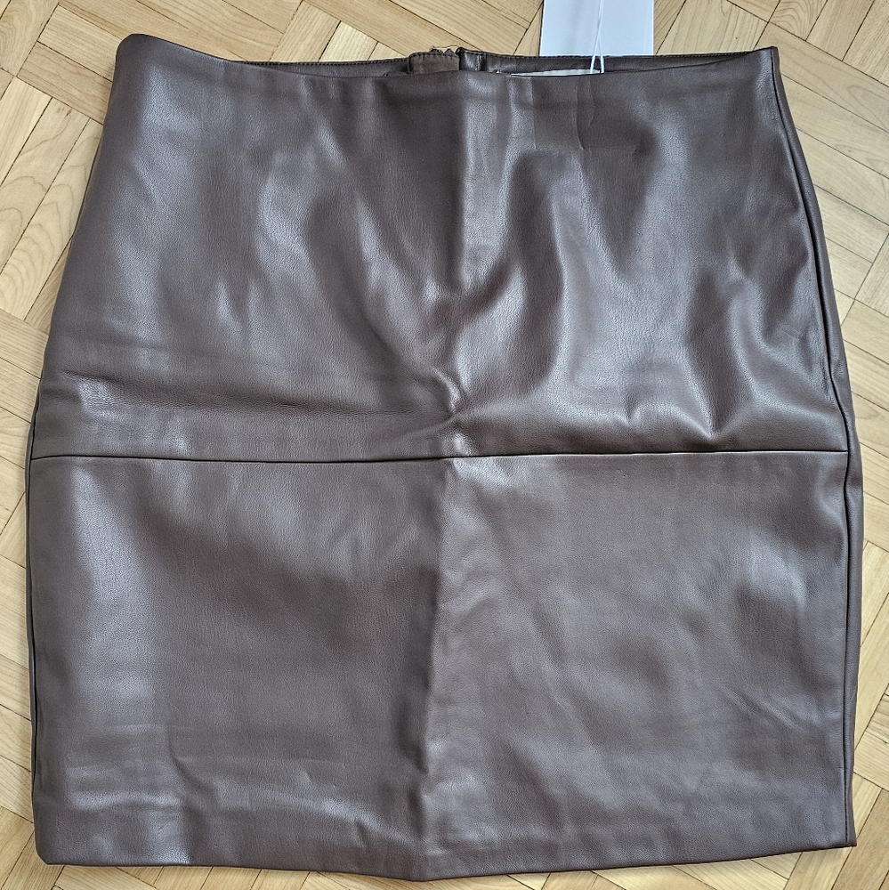 Elegant Brown Skirt